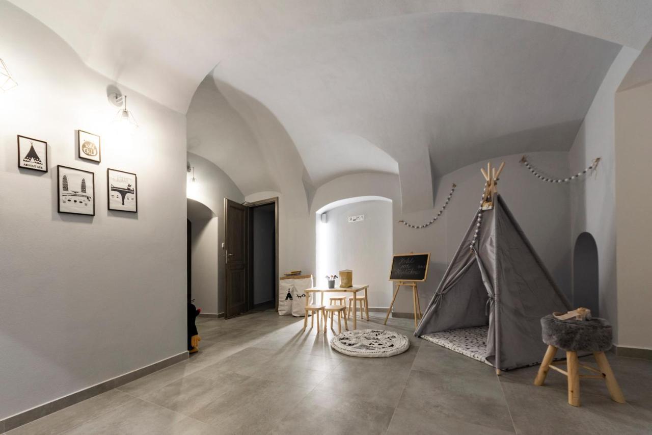 Hotel Pod Kaplickou มาลา โมราฟกา ภายนอก รูปภาพ
